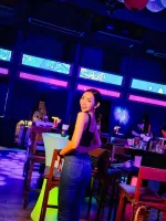 台北定點茶-櫃姐妮妮